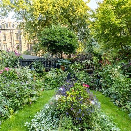 Beautiful Double Room In Idyllic West End Townhouse Glasgow Bagian luar foto