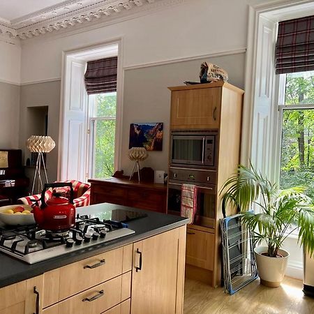 Beautiful Double Room In Idyllic West End Townhouse Glasgow Bagian luar foto