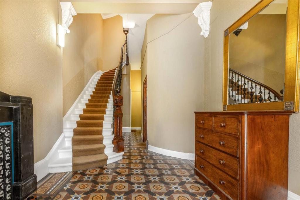 Beautiful Double Room In Idyllic West End Townhouse Glasgow Bagian luar foto