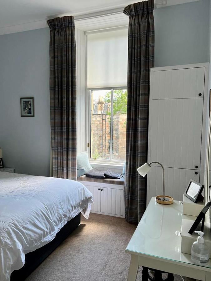 Beautiful Double Room In Idyllic West End Townhouse Glasgow Bagian luar foto