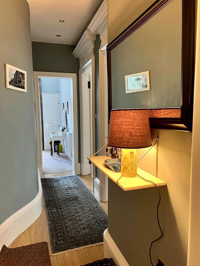 Beautiful Double Room In Idyllic West End Townhouse Glasgow Bagian luar foto